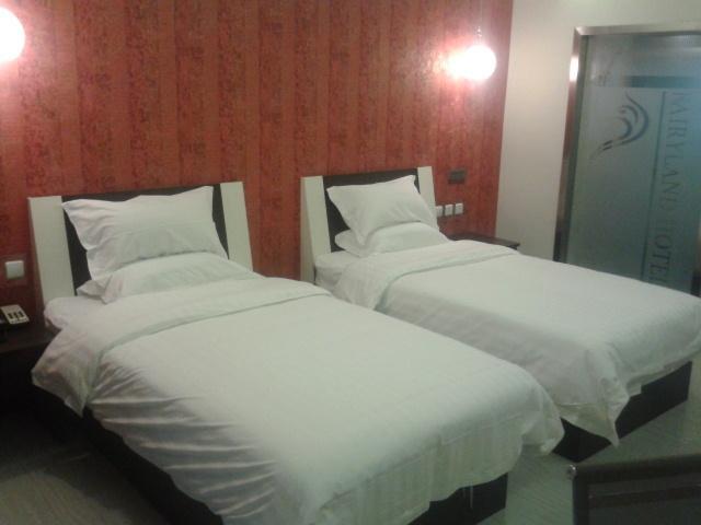 Hotel Fairyland 2*