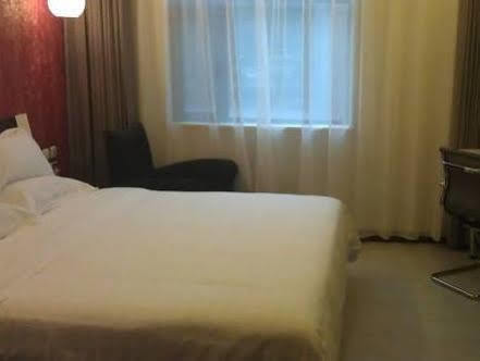 Hotel Fairyland