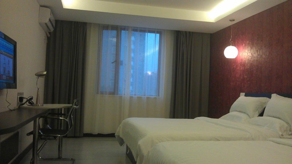 Fairyland Hotel Shanghai