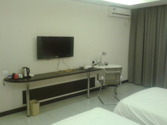 Hotel Fairyland